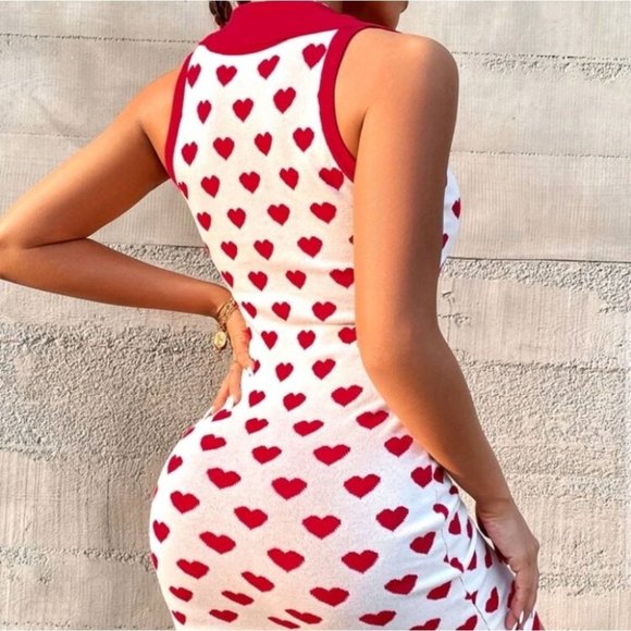 "SPRINKLE ME IN LOVE" heart point sweater dress - Picture 4 of 8